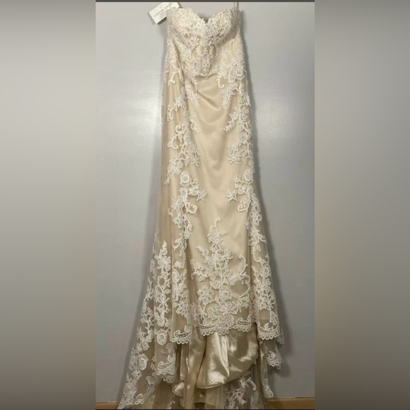 Casablanca Bridal Gown! NEW with tags - Picture 4 of 6